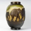 1925 Emile Gallé – Vase Eléphants Verre Multicouche Brun, Jaune et Vert 11
