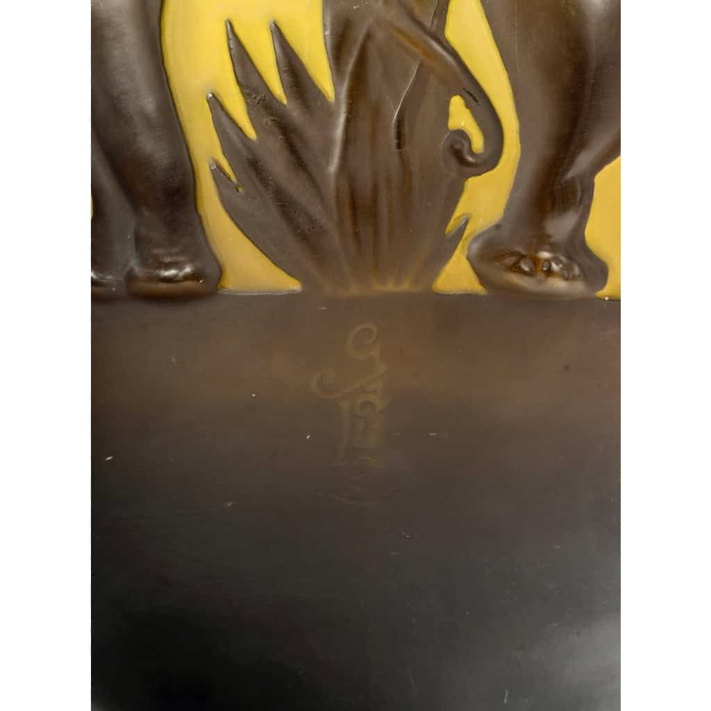 1925 Emile Gallé – Vase Eléphants Verre Multicouche Brun, Jaune et Vert 9