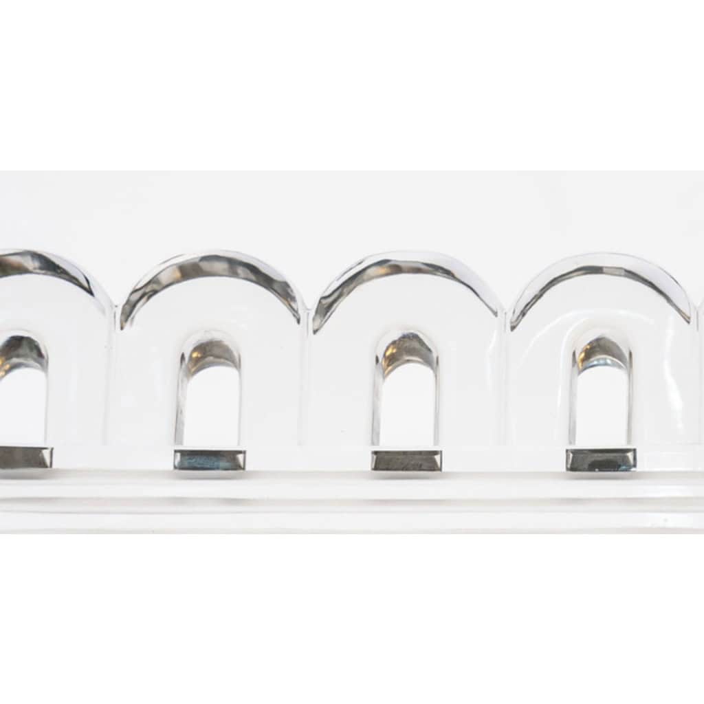Circa 1950 , Cristal Lalique, Cadre à décor de volutes . 4