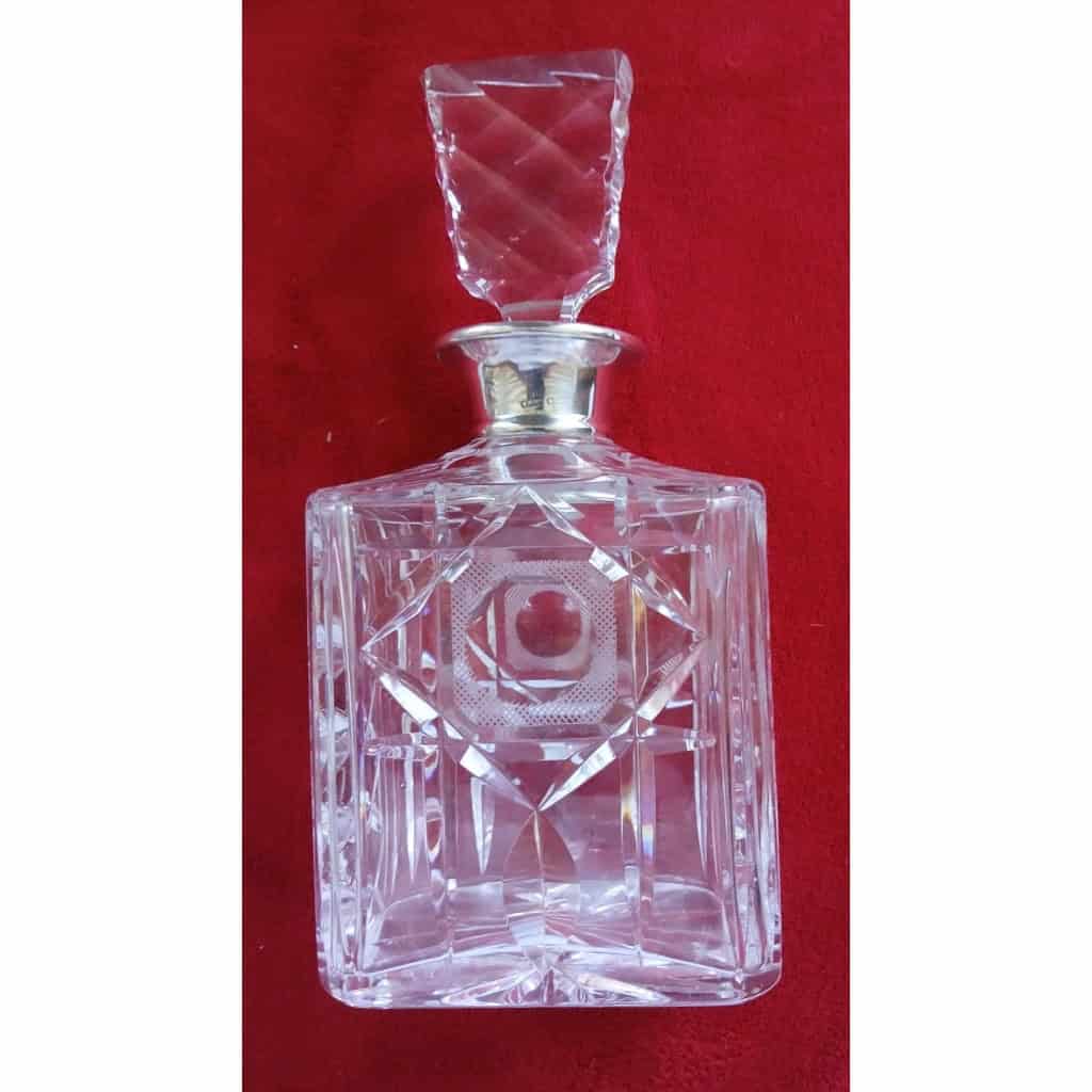 Carafe à whisky rectangulaire en cristal col monture argent anglais 3