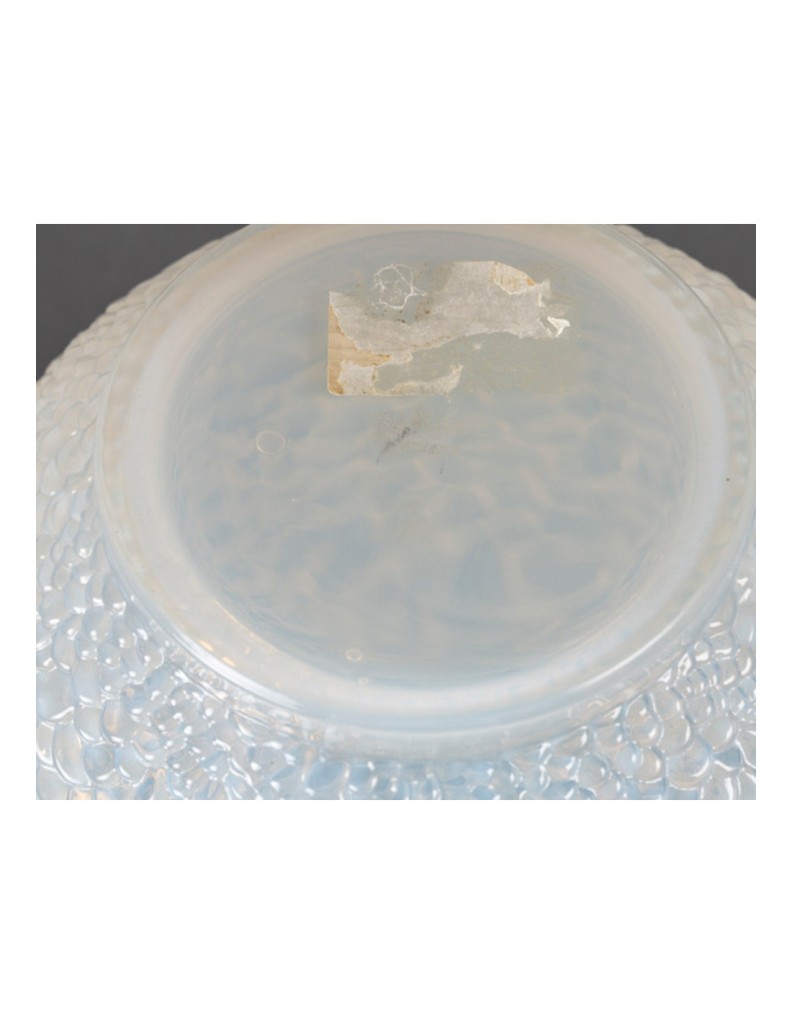 Rene Lalique -Vase ‘Ecailles’ Verre Opalescent 8