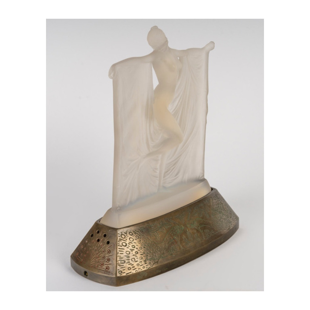 1925 René Lalique – Statuette ‘Suzanne’ verre opalescent 8