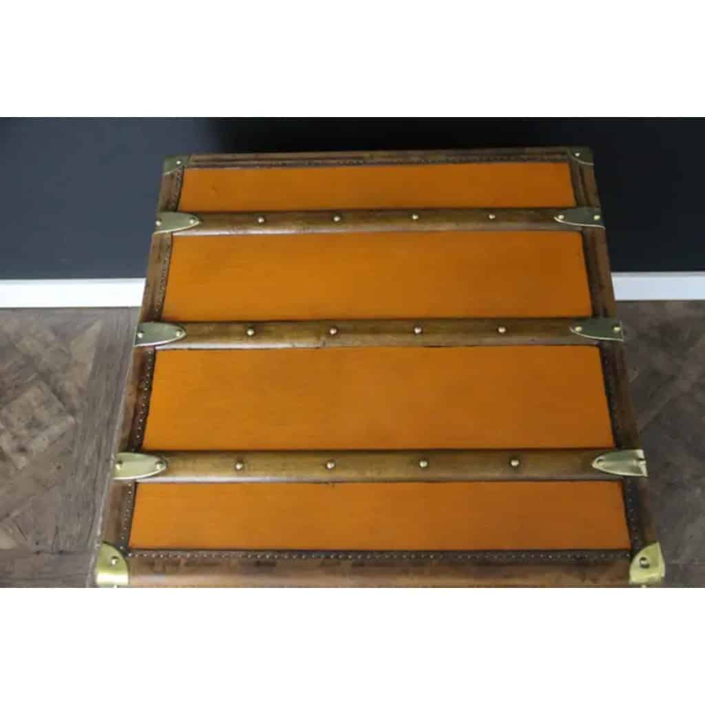 Malle Moynat à chapeaux , forme cube en toile orange. 12