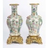 Paire de vases Canton pouvant former des lampes , XIXème siècle. 17