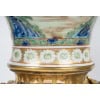 Paire de vases Canton pouvant former des lampes , XIXème siècle. 29