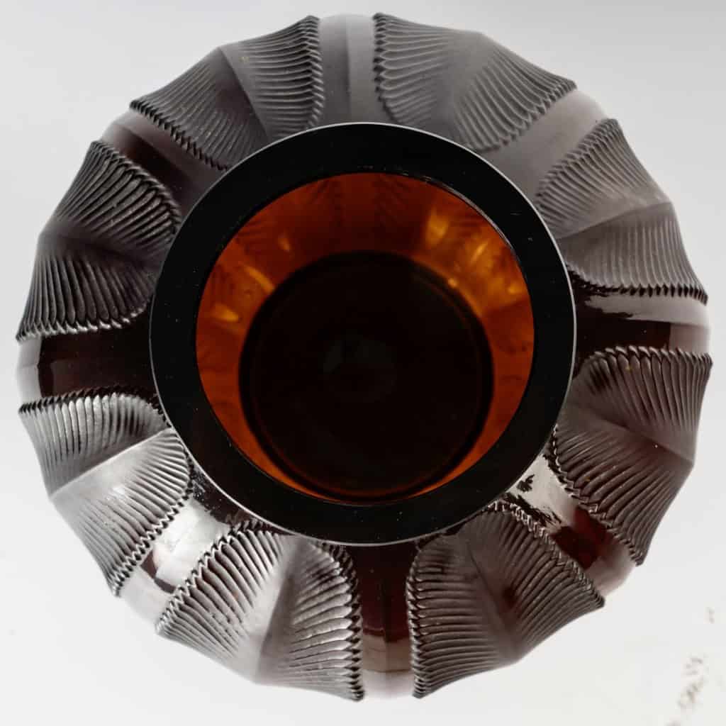 1932 René Lalique – Vase Biskra Verre Rouge Ambré Patiné Blanc 6
