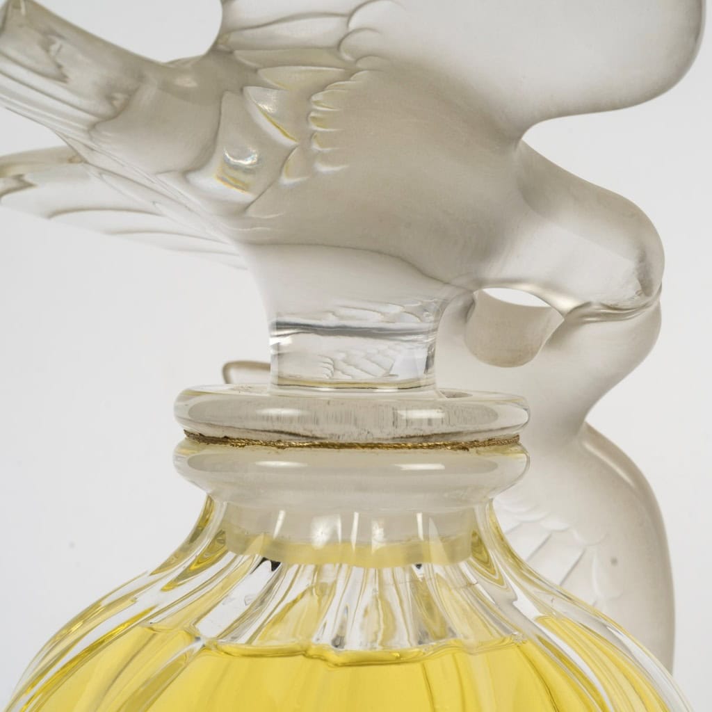 1948 Marc Lalique – Flacon Géant L’Air du Temps Cristal pour Nina Ricci 9