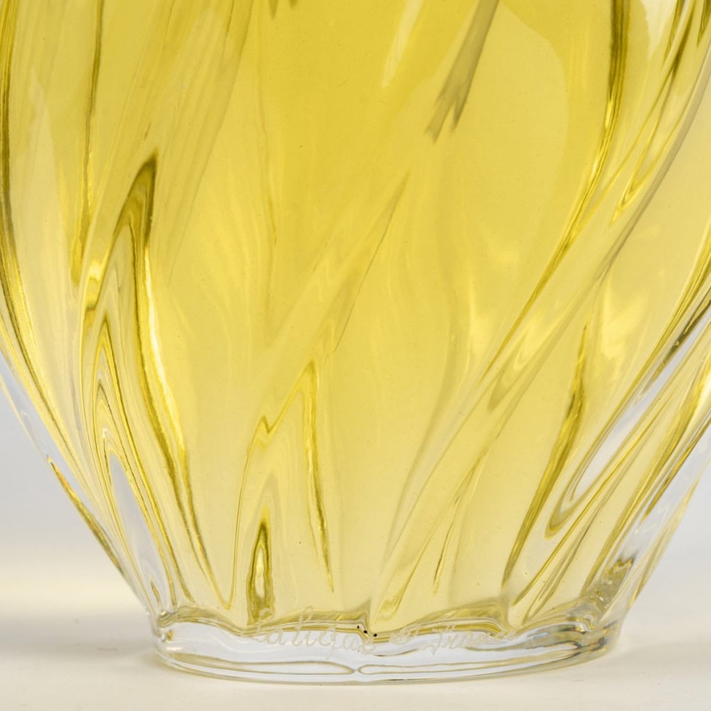 1948 Marc Lalique – Flacon Géant L’Air du Temps Cristal pour Nina Ricci 10