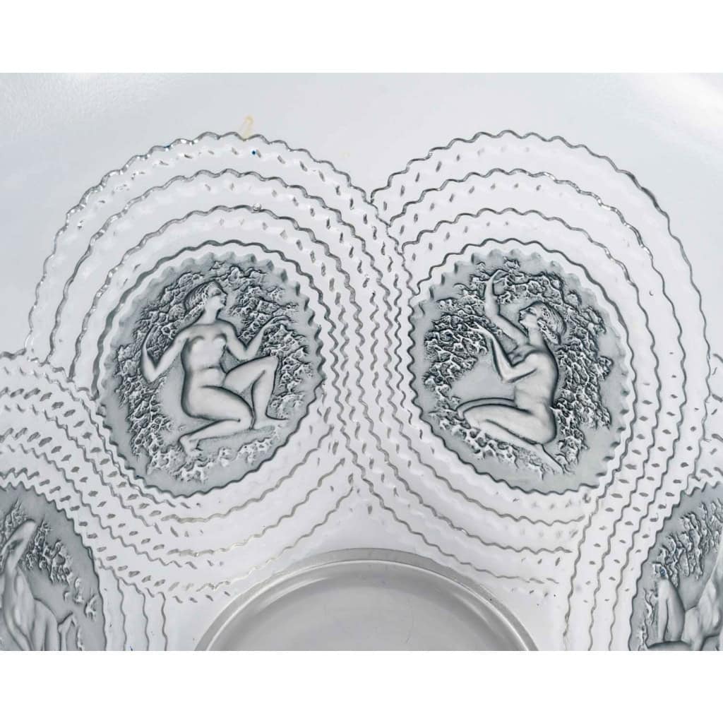 1937 René Lalique – Vase Dryades Verre Blanc Patiné Bleu 7
