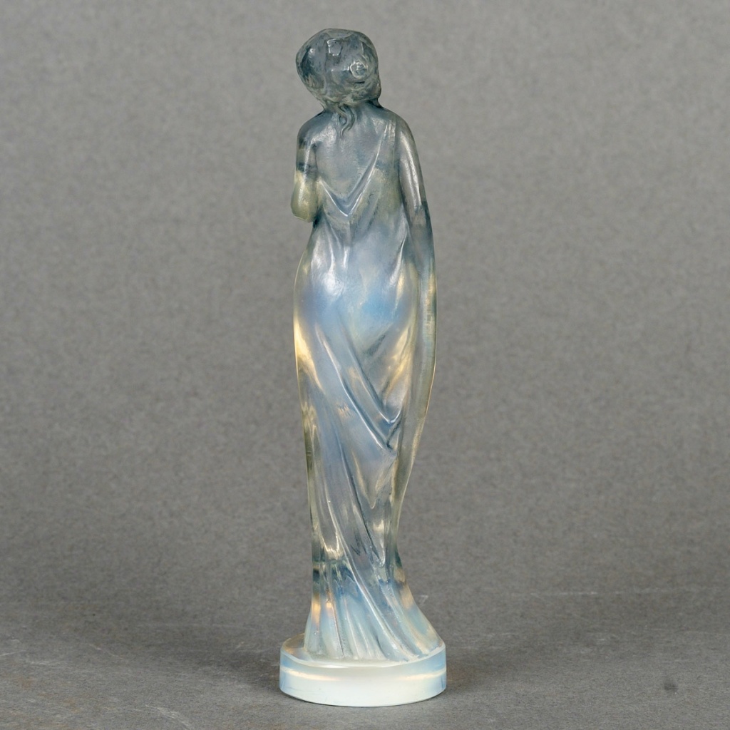 1912 René Lalique – Statuette Moyenne Voilée Verre Opalescent Patiné Bleu 6