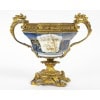 Coupe en porcelaine de Chine du 18ème siècle, monture en bronze doré. 18