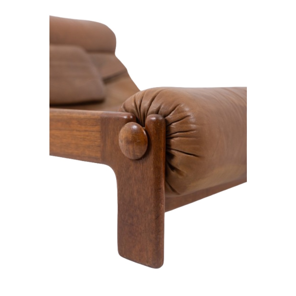 Fauteuil lounge et son ottoman, en orme blond et cuir. Années 1970 LS61501217 9