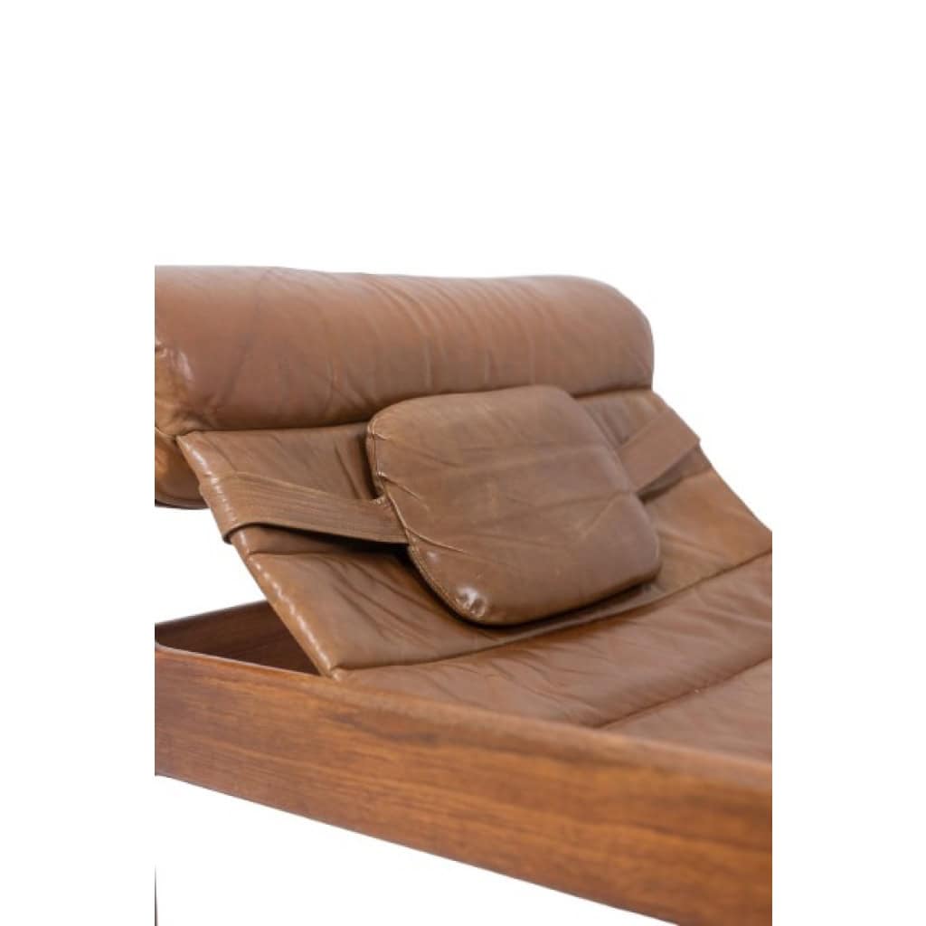 Fauteuil lounge et son ottoman, en orme blond et cuir. Années 1970 LS61501217 7