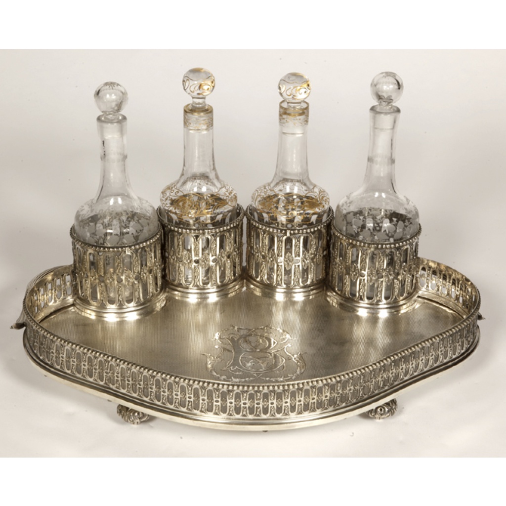 ODIOT – CABARET EN ARGENT MASSIF ET 4 FLACONS EN CRISTAL XIXe 6