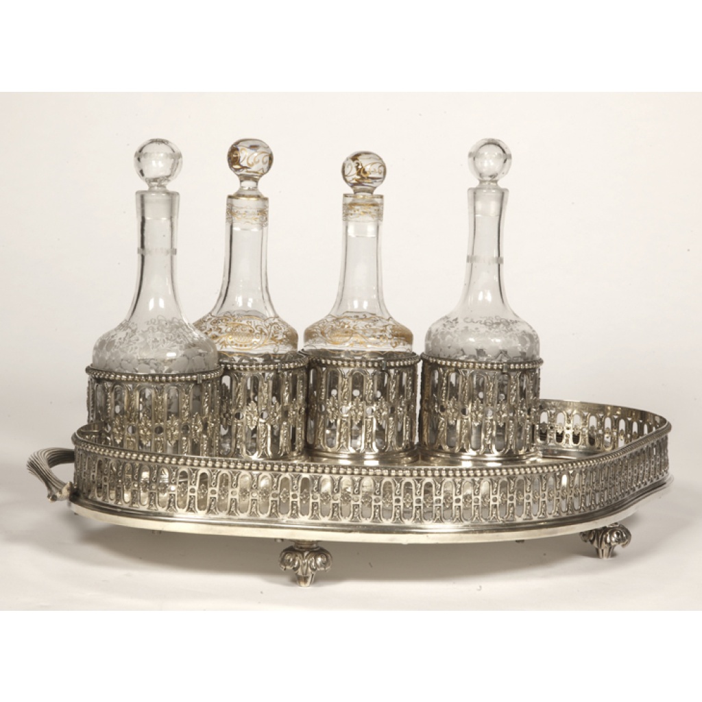 ODIOT – CABARET EN ARGENT MASSIF ET 4 FLACONS EN CRISTAL XIXe 8