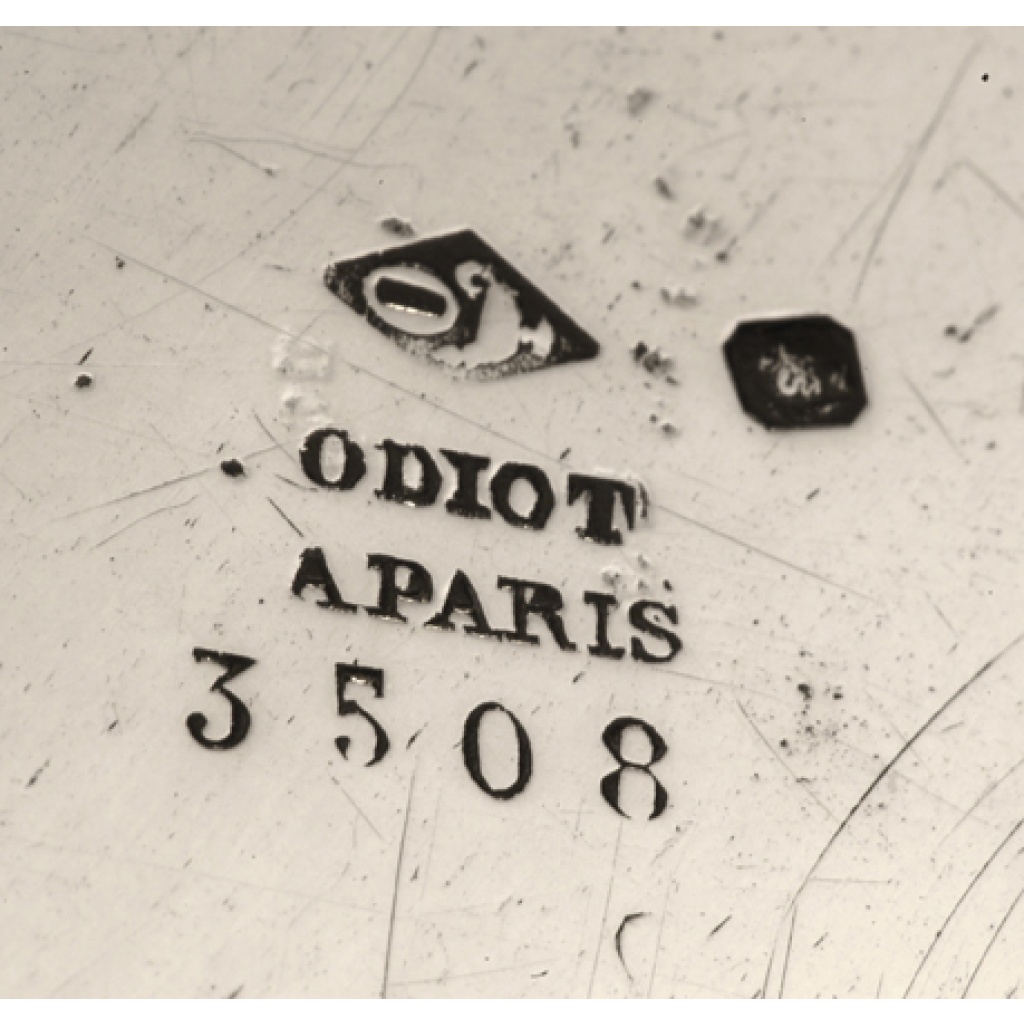 ODIOT – CABARET EN ARGENT MASSIF ET 4 FLACONS EN CRISTAL XIXe 14
