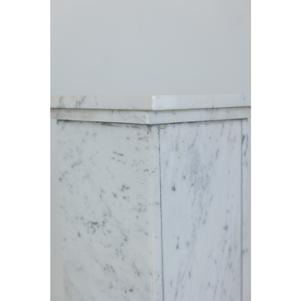 Paire de colonnes de style Art Déco, en marbre blanc, XXe siècle. LS6476409P 12