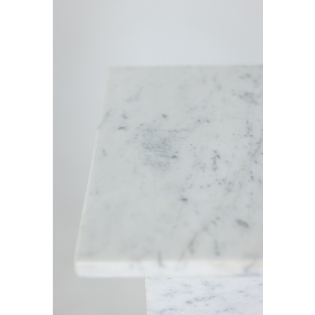 Paire de colonnes de style Art Déco, en marbre blanc, XXe siècle. LS6476409P 10