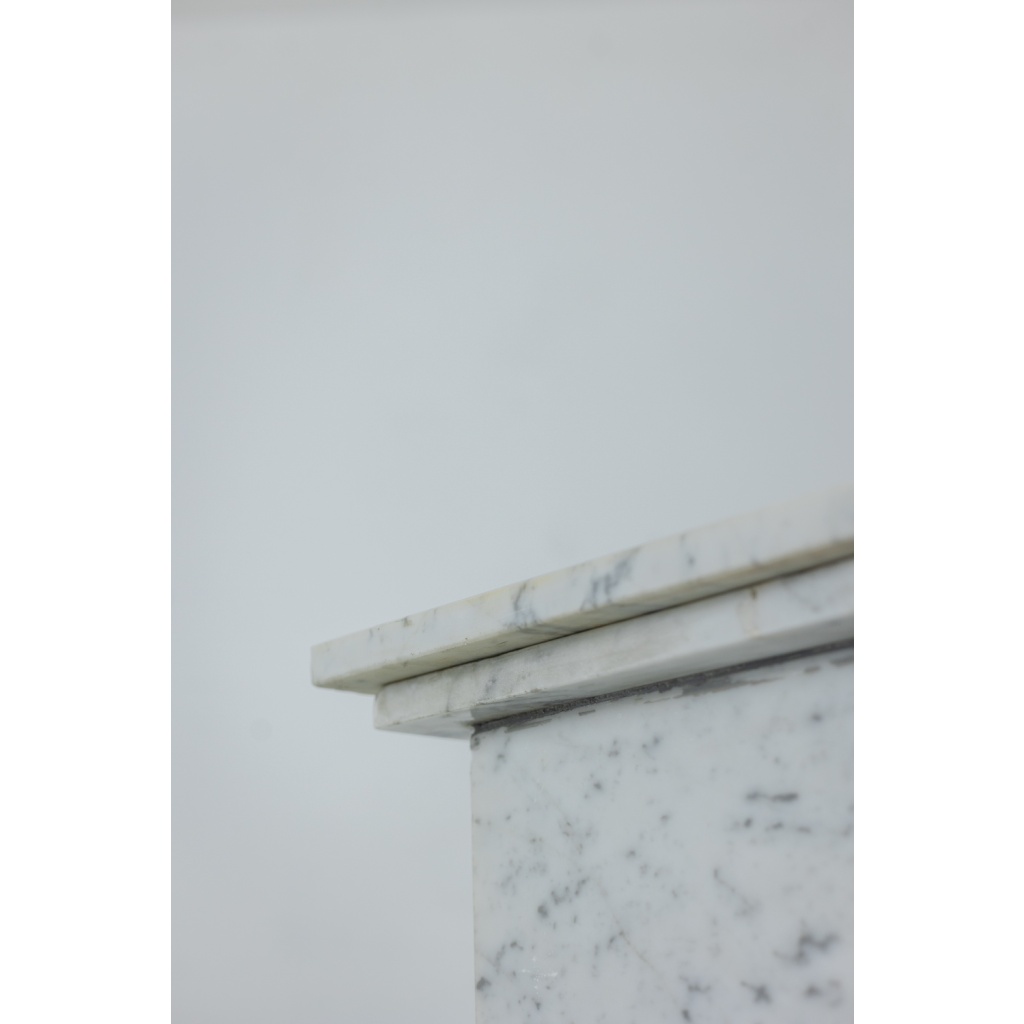 Paire de colonnes de style Art Déco, en marbre blanc, XXe siècle. LS6476409P 25