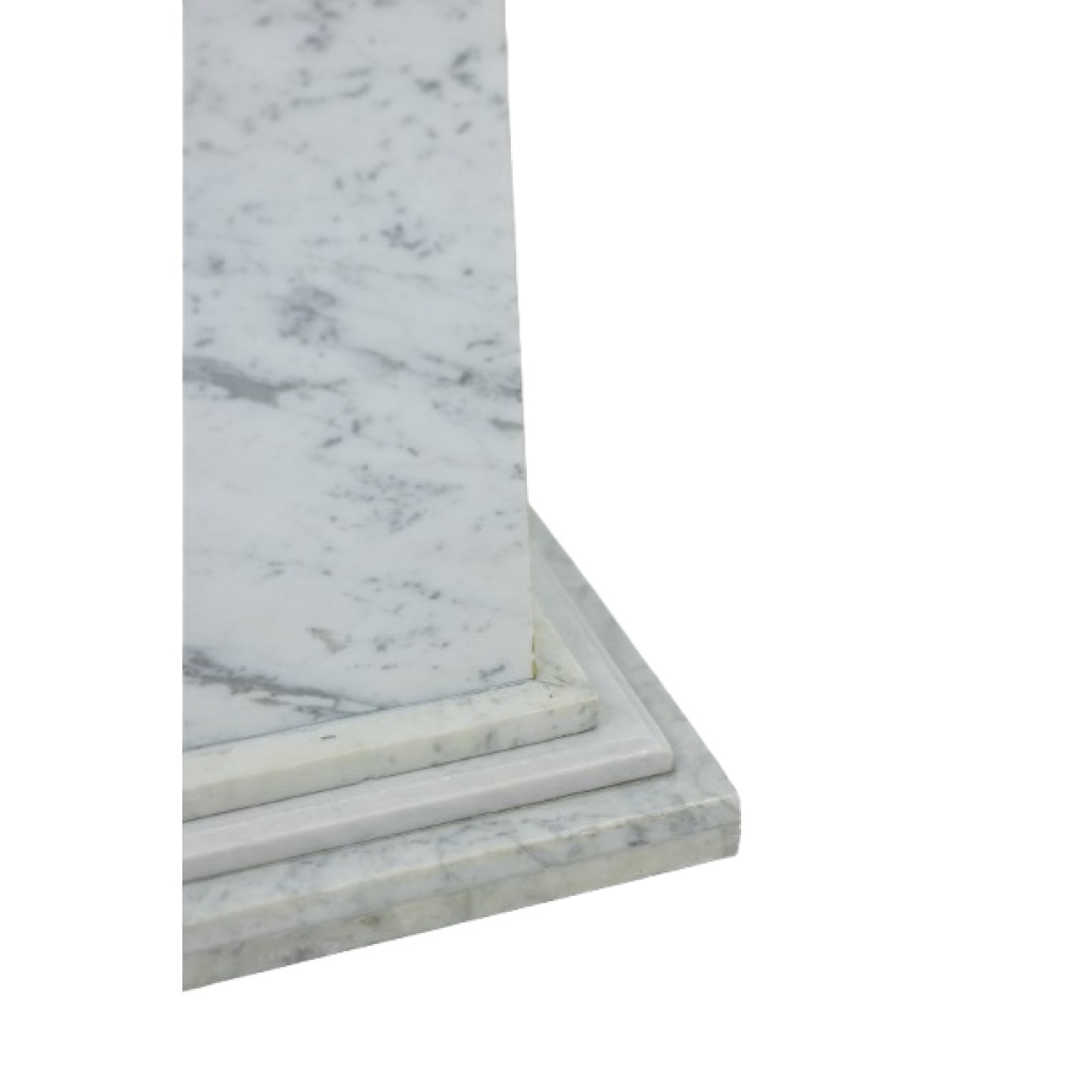 Paire de colonnes de style Art Déco, en marbre blanc, XXe siècle. LS6476409P 4