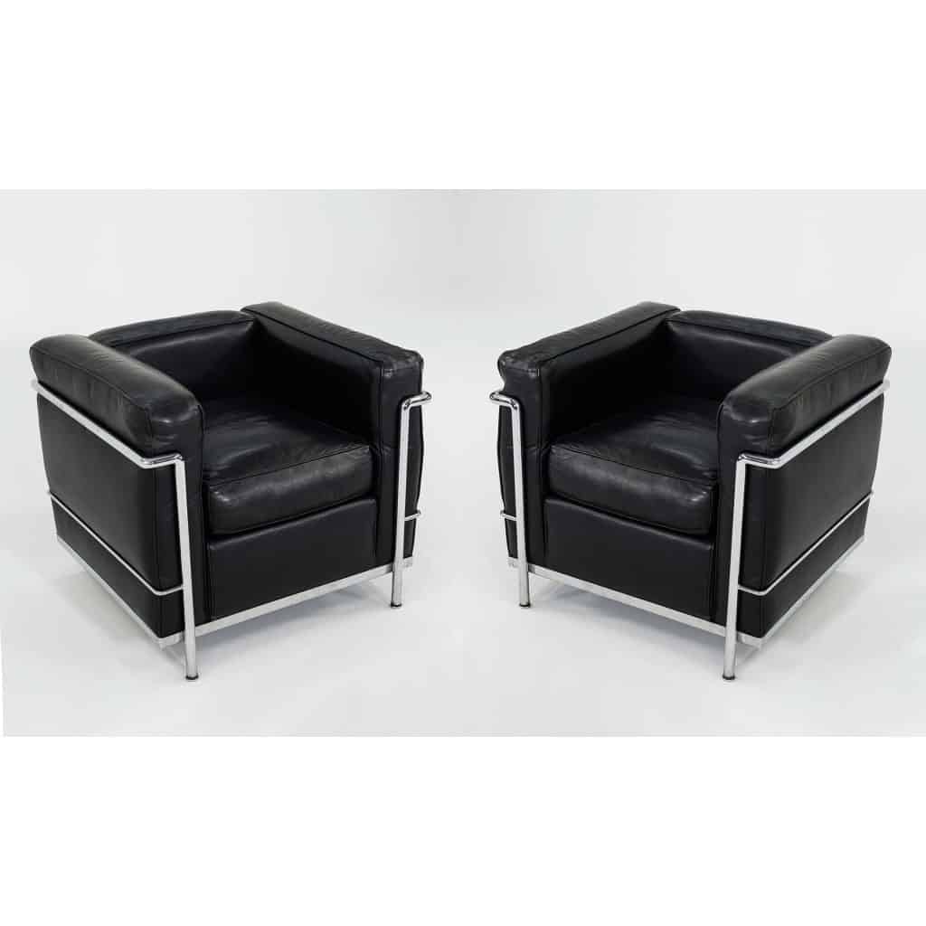 Le Corbusier, Perriand, Jeanneret – Cassina – Paire De Fauteuils LC2 Cuir Noir 3
