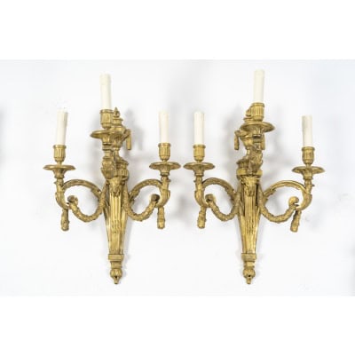 Paire d’appliques d’époque Louis XVI d’après Delafosse. XVIIIème siècle.