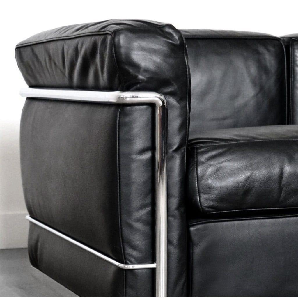 Le Corbusier, Perriand, Jeanneret – Cassina – Canapé LC2 Cuir Noir 2 places 4