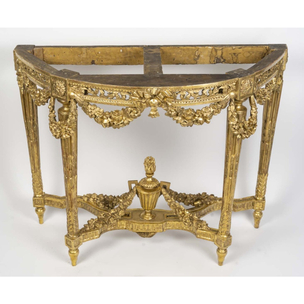 Grande console en bronze sculpté et doré, d’Epoque Louis XVI (1774-1789), XVIIIème siècle. 6