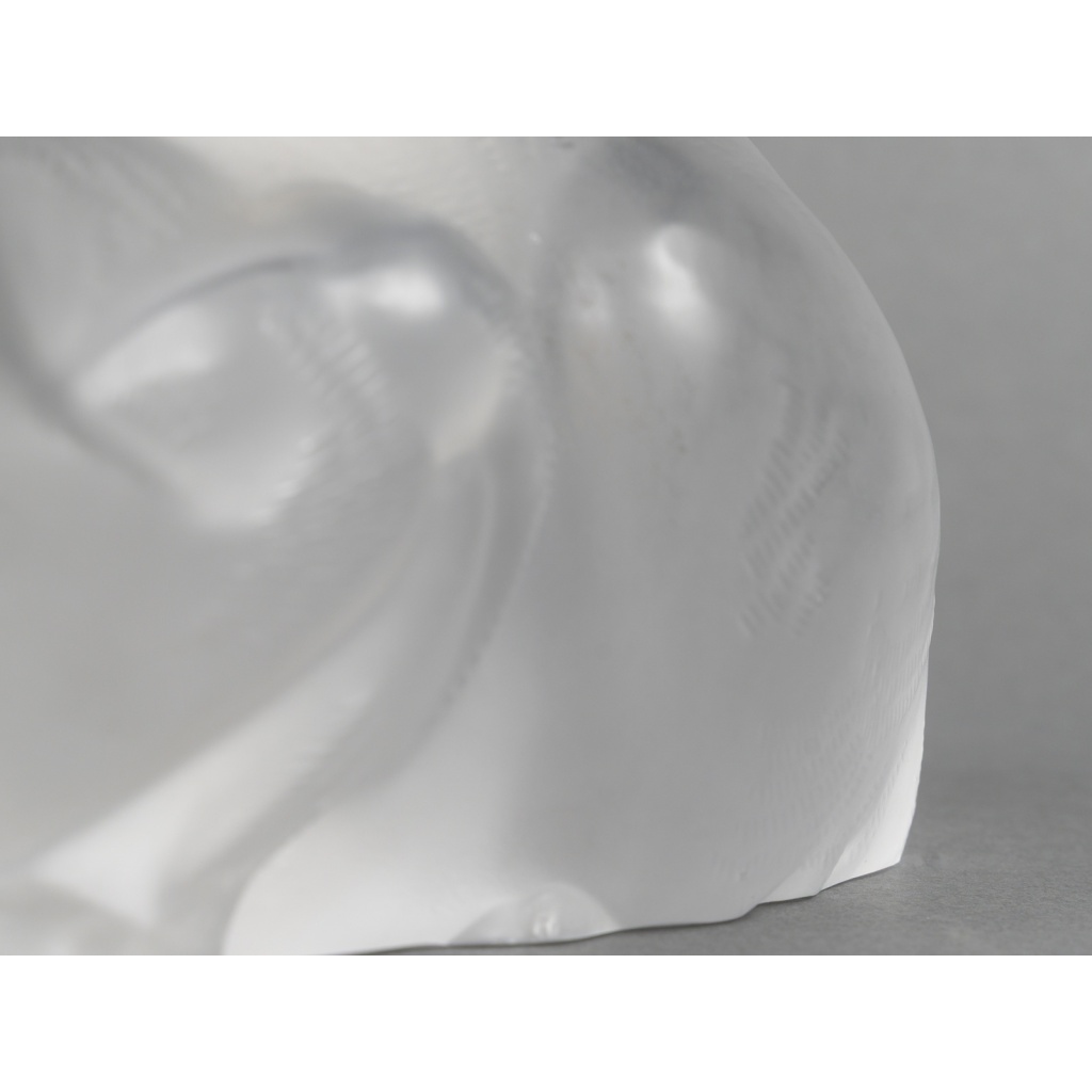 LALIQUE – Chat couché en cristal XXe Signé Lalique France 5