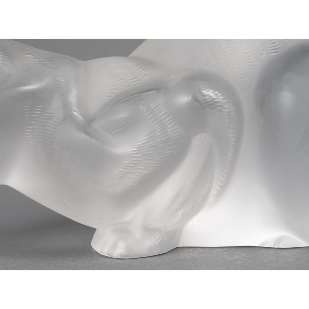 LALIQUE – Chat couché en cristal XXe Signé Lalique France 8