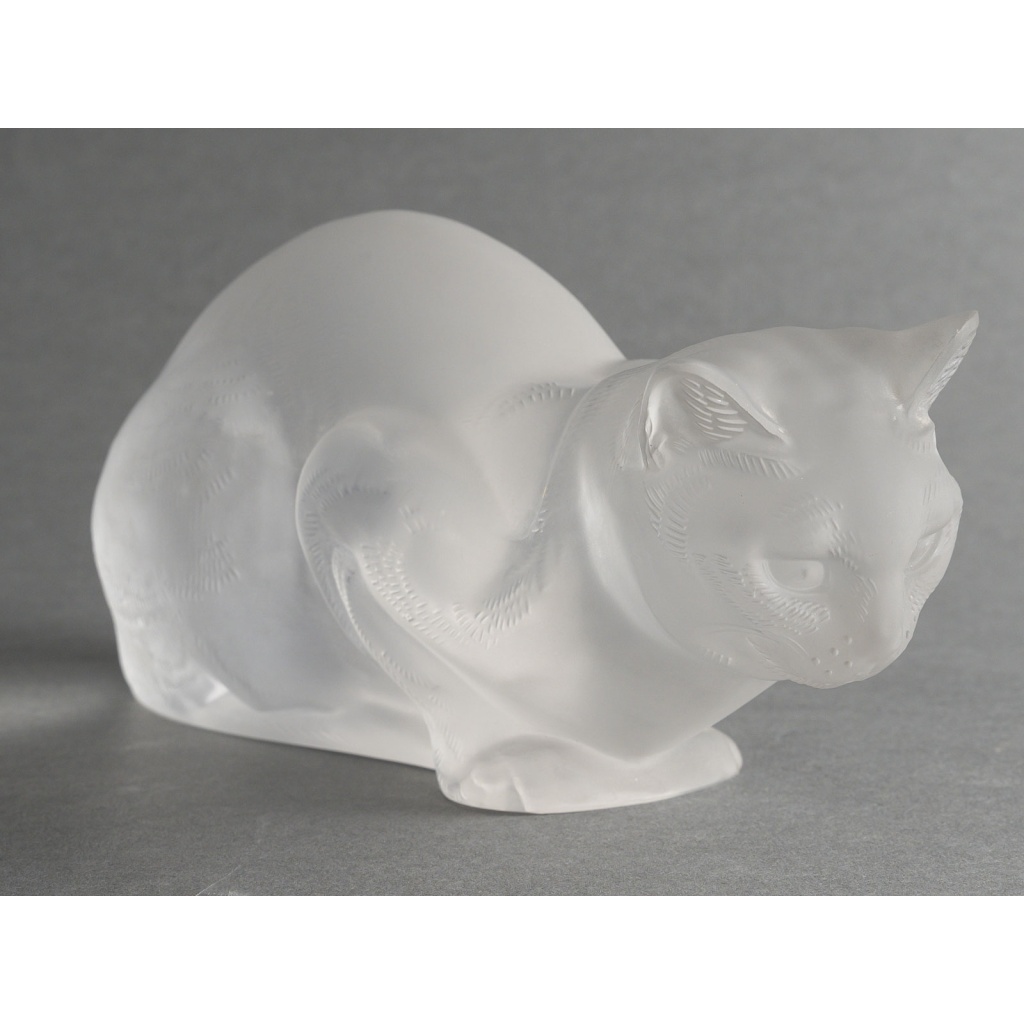 LALIQUE – Chat couché en cristal XXe Signé Lalique France 16