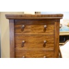 WELLINGTON Chest ou semainier en acajou Epoque Victorienne vers 1860. 12