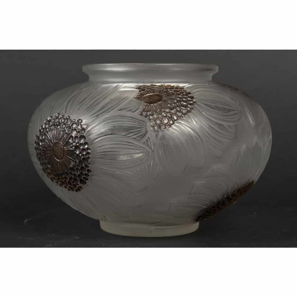 1923 – René Lalique Vase « DAHLIAS » 4