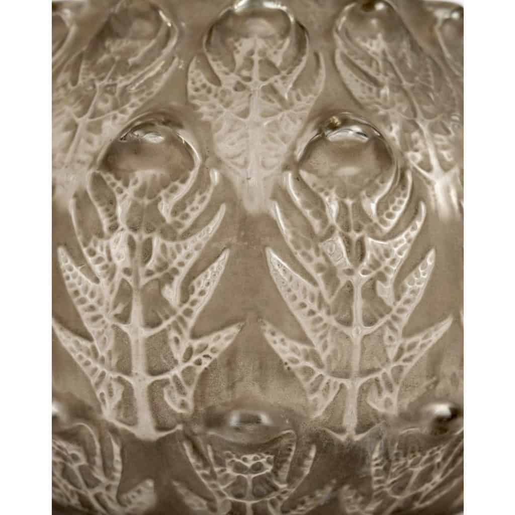 1912 René Lalique – Vase Fougères Verre Blanc Patiné Gris 9
