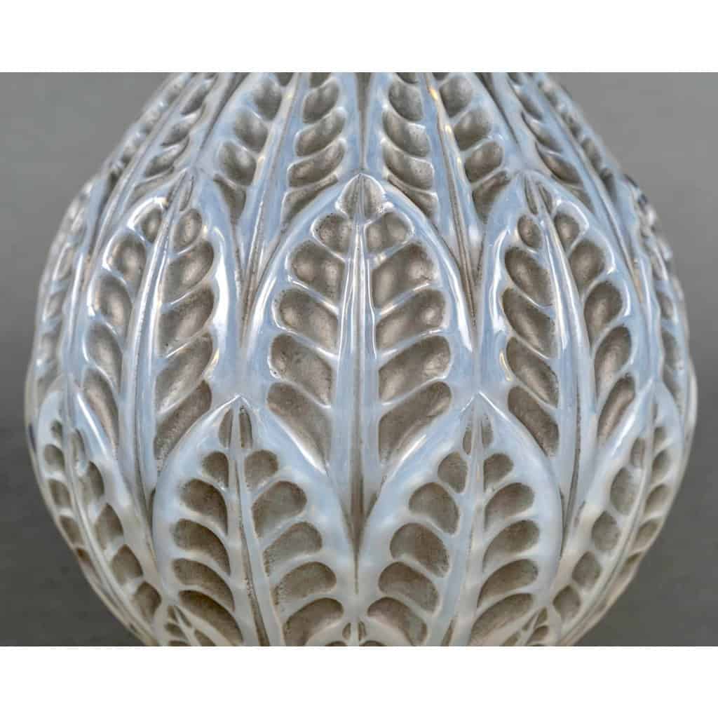 1927 René Lalique – Vase Malesherbes Verre Opalescent Patiné Gris 7