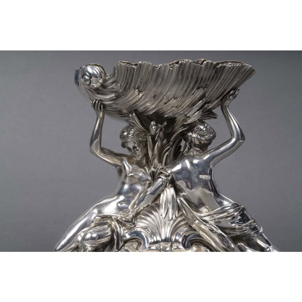 BOIN TABURET Centre de table en bronze argenté Epoque NAPOLEON III 25 BOIN TABURET Centre de table en bronze argenté Epoque NAPOLEON III 25