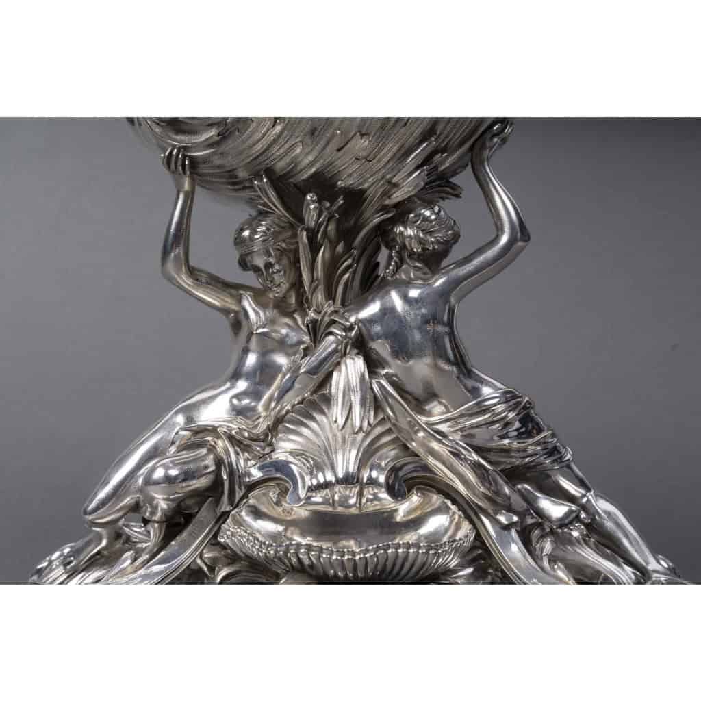 BOIN TABURET Centre de table en bronze argenté Epoque NAPOLEON III 24 BOIN TABURET Centre de table en bronze argenté Epoque NAPOLEON III 24