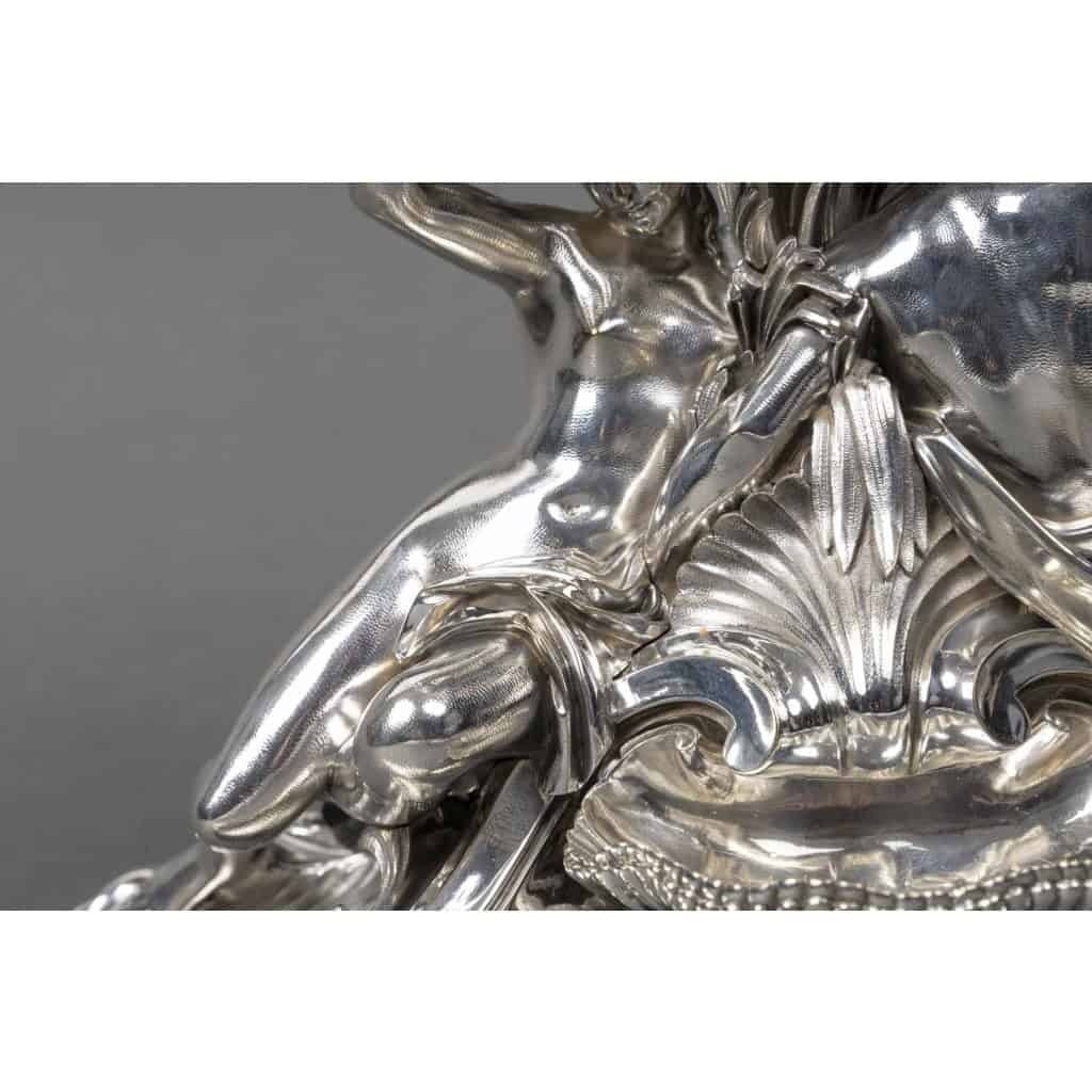 BOIN TABURET Centre de table en bronze argenté Epoque NAPOLEON III 22 BOIN TABURET Centre de table en bronze argenté Epoque NAPOLEON III 22