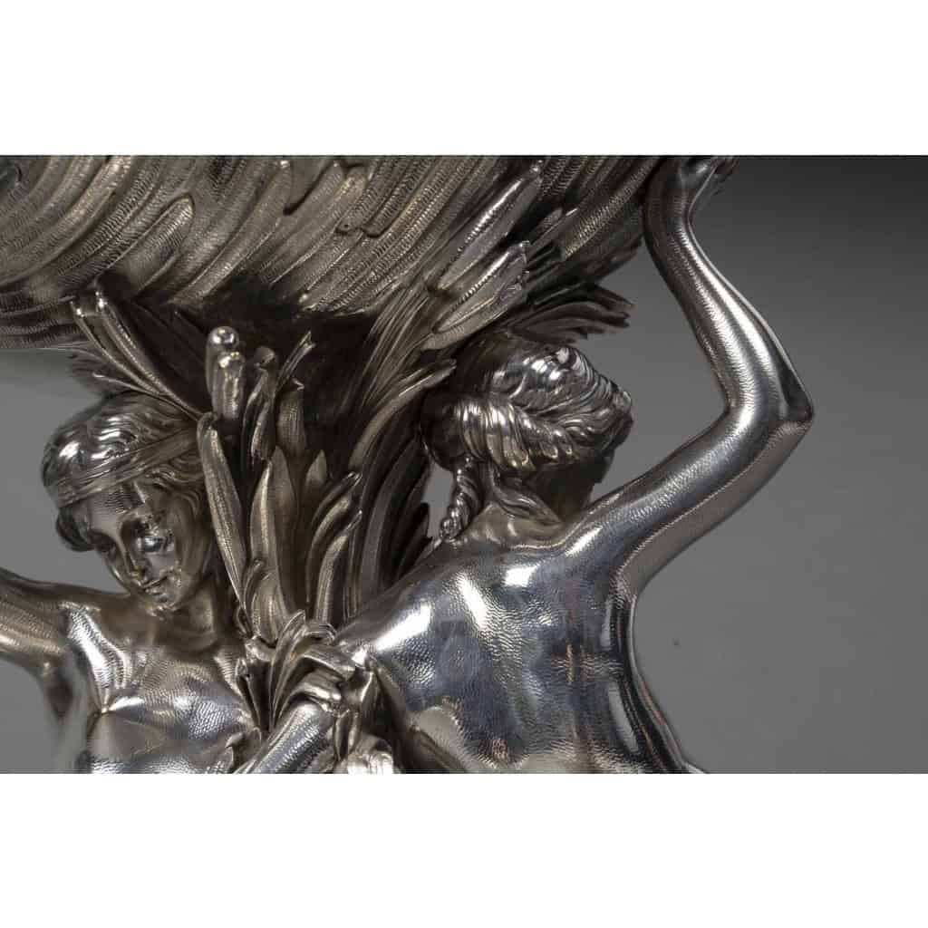 BOIN TABURET Centre de table en bronze argenté Epoque NAPOLEON III 20 BOIN TABURET Centre de table en bronze argenté Epoque NAPOLEON III 20