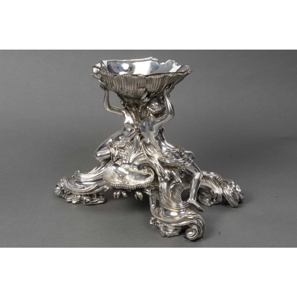 BOIN TABURET Centre de table en bronze argenté Epoque NAPOLEON III 18 BOIN TABURET Centre de table en bronze argenté Epoque NAPOLEON III 18