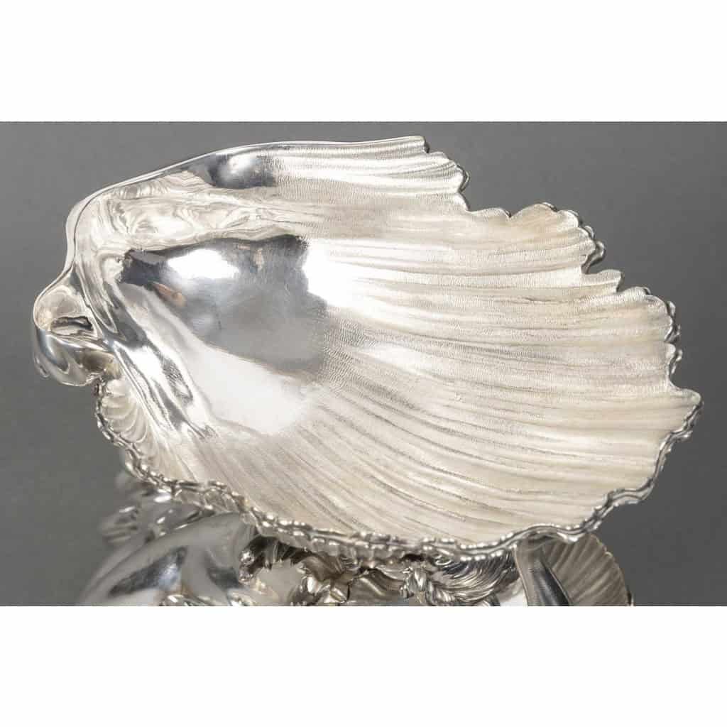 BOIN TABURET Centre de table en bronze argenté Epoque NAPOLEON III 15 BOIN TABURET Centre de table en bronze argenté Epoque NAPOLEON III 15