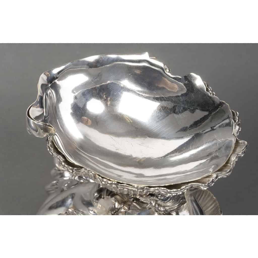 BOIN TABURET Centre de table en bronze argenté Epoque NAPOLEON III 14 BOIN TABURET Centre de table en bronze argenté Epoque NAPOLEON III 14