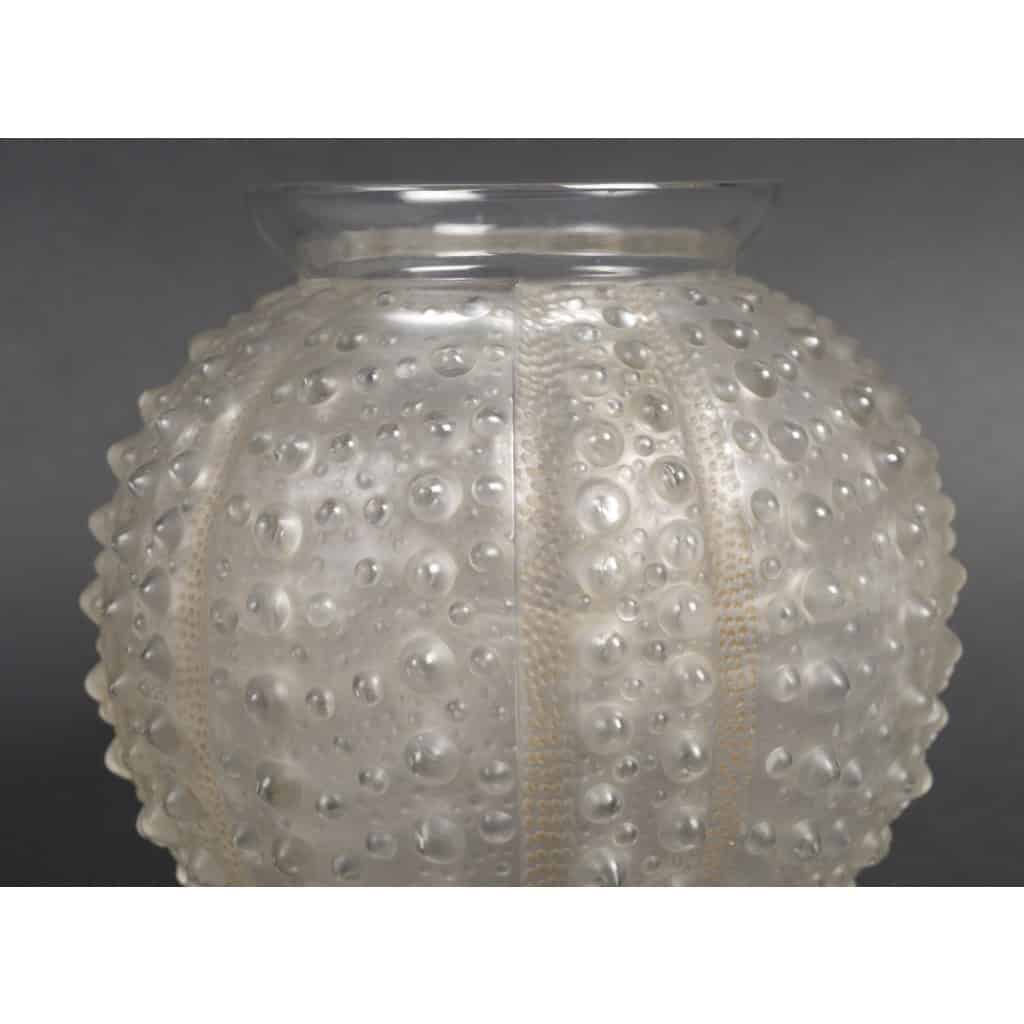 LALIQUE – Vase « Oursins » 1935 6