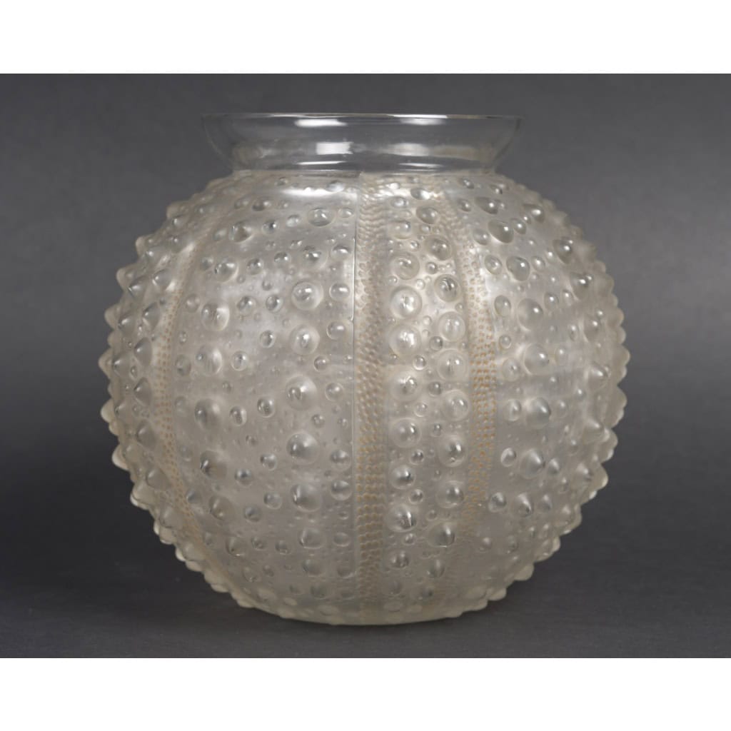 LALIQUE – Vase « Oursins » 1935 7