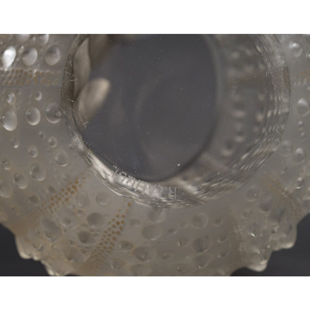 LALIQUE – Vase « Oursins » 1935 14