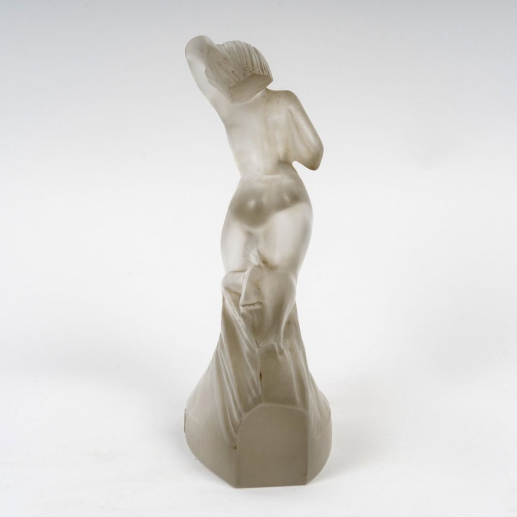 1929 René Lalique – Statuette Côte d’Azur Pullman Express Verre Blanc 7