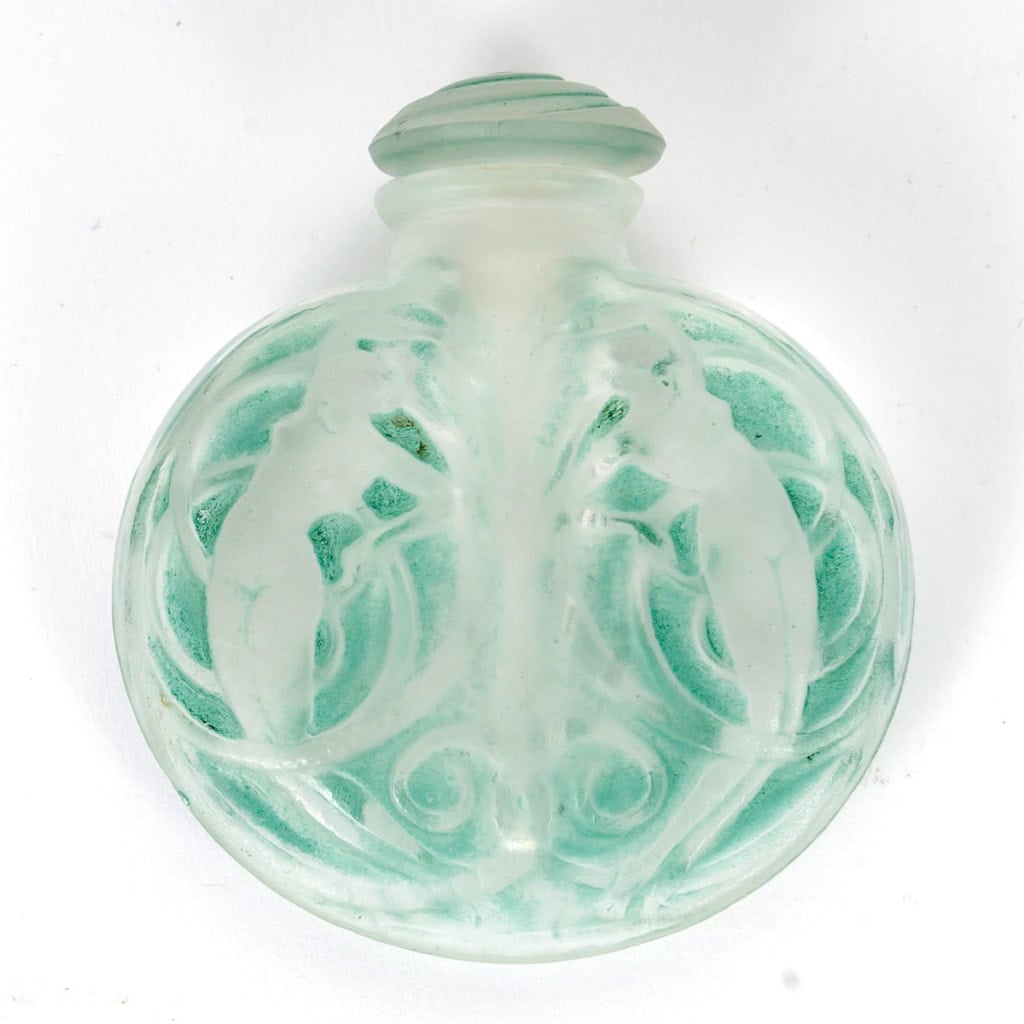 1912 René Lalique – Flacon Naïades Verre Blanc Patiné Vert 5