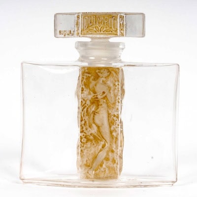 1937 René Lalique – Flacon Olimpic Verre Blanc Patiné Sépia pour Hermanny 1937 René Lalique – Flacon Olimpic Verre Blanc Patiné Sépia pour Hermanny