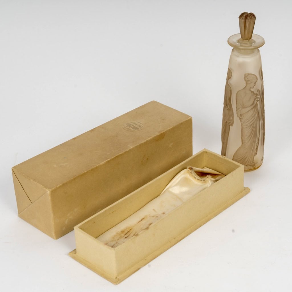 1910 René Lalique – Flacon Ambre Antique Verre Blanc Patiné Sépia pour Coty 3