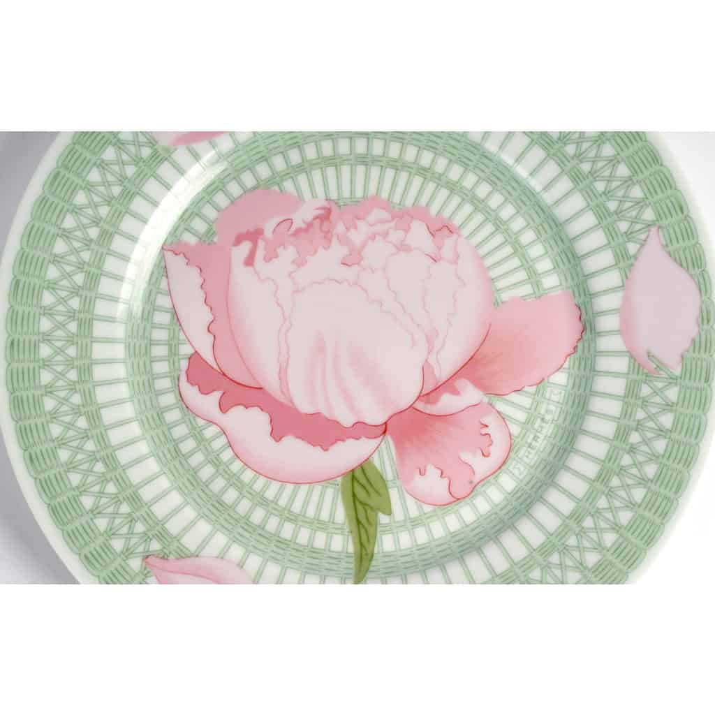 Hermès – 12 Assiettes à Dîner et 12 Assiettes à Dessert Pivoines Porcelaine 5